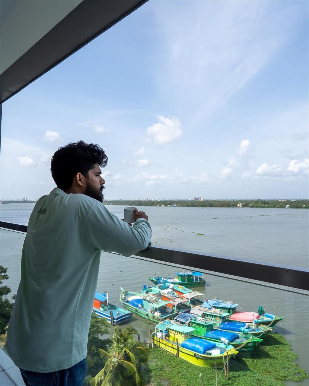 Kent Baywatch Suites Kochi Eksteriør bilde